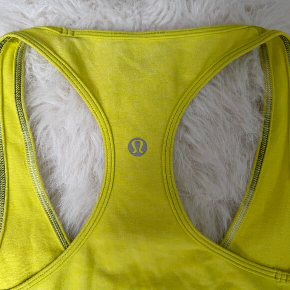 Lululemon racerback reversible tank sz M 6/8 - Picture 4 of 7